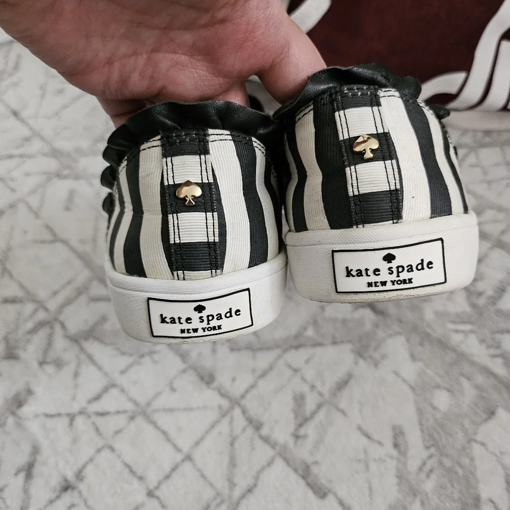 Kate‎ Spade New York Louise Sneakers Womens 6 Slip On Shoes Striped Black White
